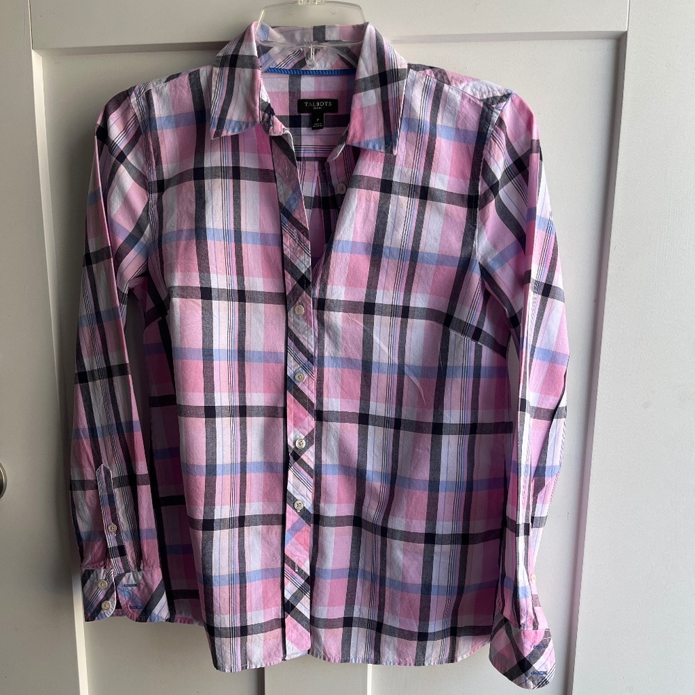 Talbots classic front button long sleeve cotton shirt